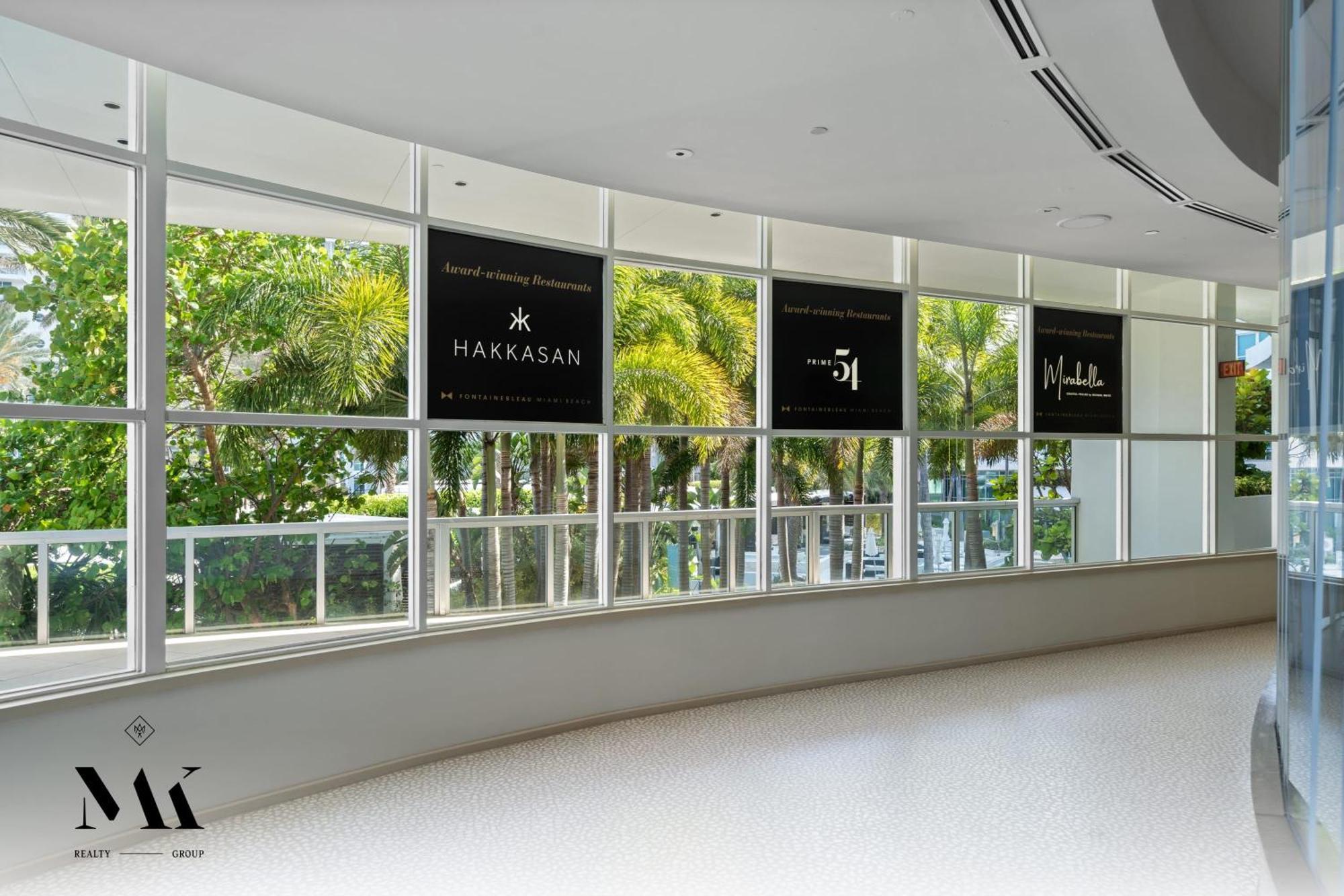 Fontainebleau Resort Balcony W Ocean + Bay View Miami Beach Exterior photo